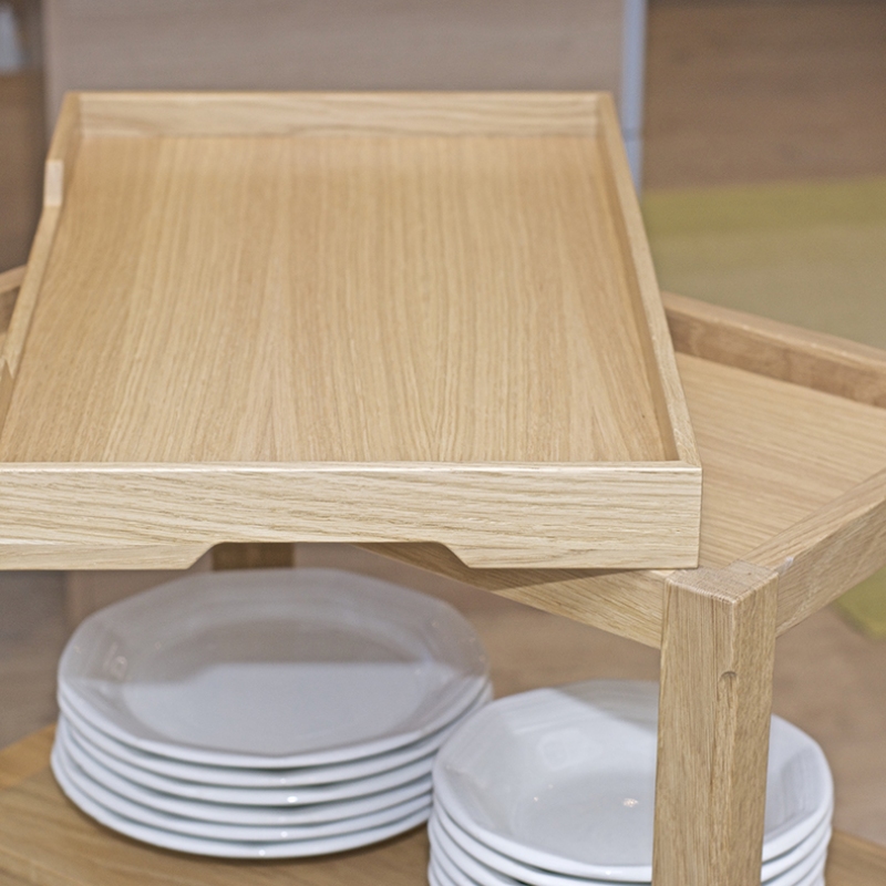 kuchyně s dřevěným vozíkem 2