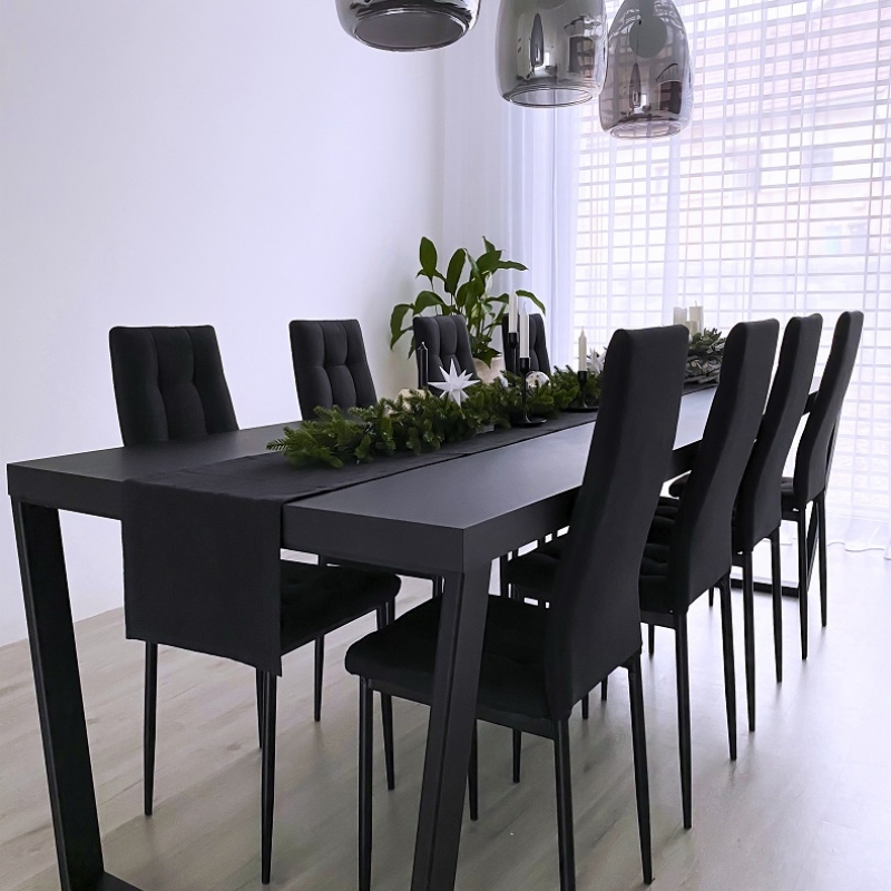 Jídelna černobílá elegance