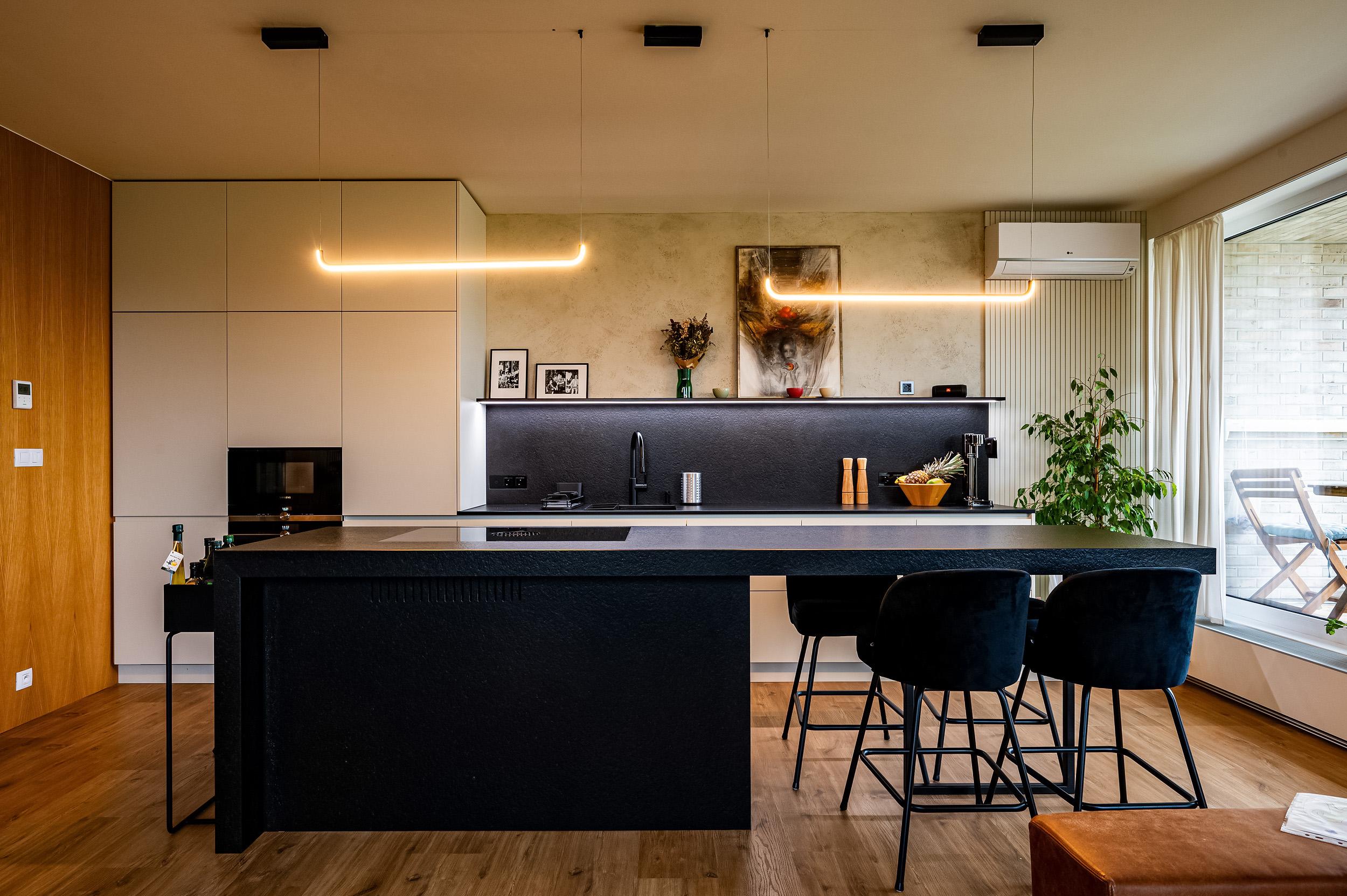 Kuchyně s přírodním kamenem - 1