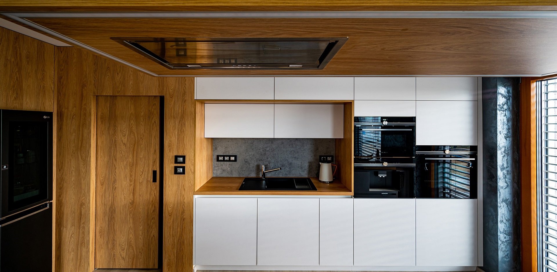 Kuchyně s dominantním odsavačem - 1